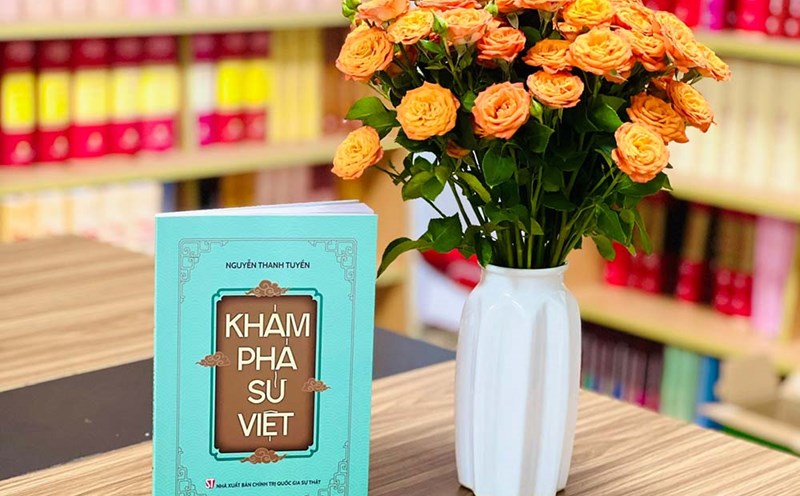 The book "Explore Vietnamese History" has just been published, suggesting a new path in the approach to national history. Photo: Ai Van