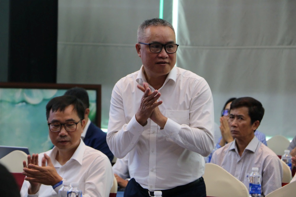 Ong Nguyen Duc Lenh - Pho Giam doc Ngan hang Nha nuoc Khu vuc 2. Ảnh: Anh Tu