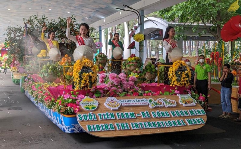The 21st Southern Fruit Festival 2025 is about to take place in Suoi Tien with hundreds of specialty fruits, a series of attractive cultural and entertainment activities and many surprising incentives for visitors. Photo: Anh Tu