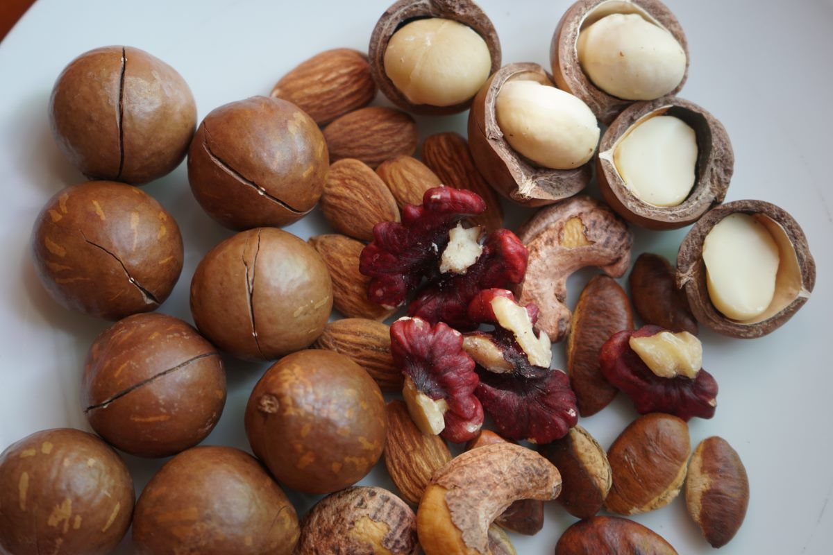 Anti-inflammatory foods like nuts are good for your health. Photo: Thanh Thanh