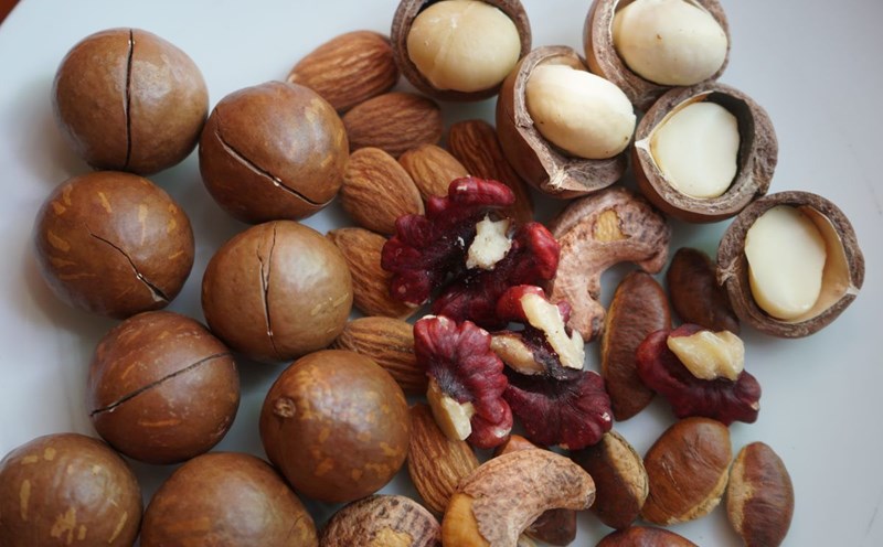 Anti-inflammatory foods like nuts are good for your health. Photo: Thanh Thanh