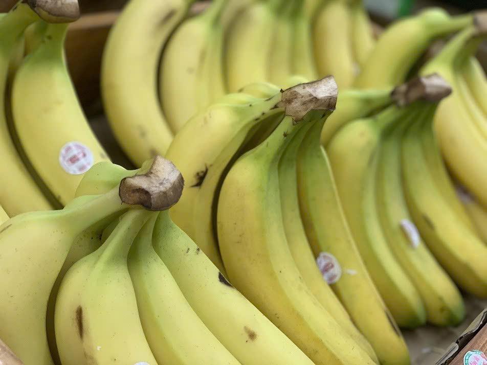 Bananas are one of the very good fruits for those who practice swimming. Photo: Pham Huyen
