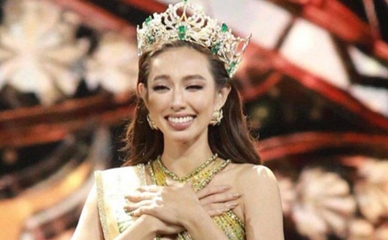 Sen Vang terminates contract with Miss Thuy Tien. Photo: Sen Vang