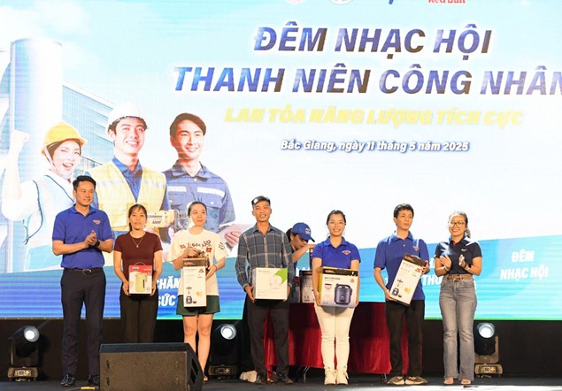 Red Bull dong hanh lan toa nang luong tich cuc qua nhung hoat dong y nghia. Anh: TCP Viet Nam & Red Bull