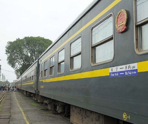 Organize direct train runs from Hanoi to Beijing. Photo: VNR