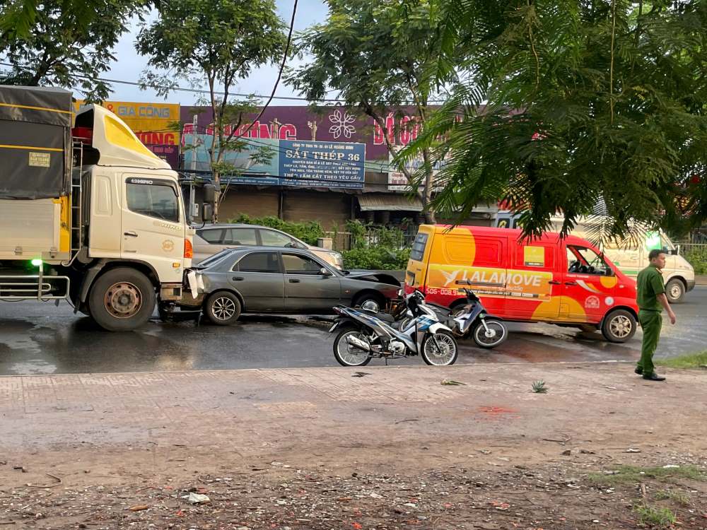 Hien truong vu tai nan. Ảnh: Ha An