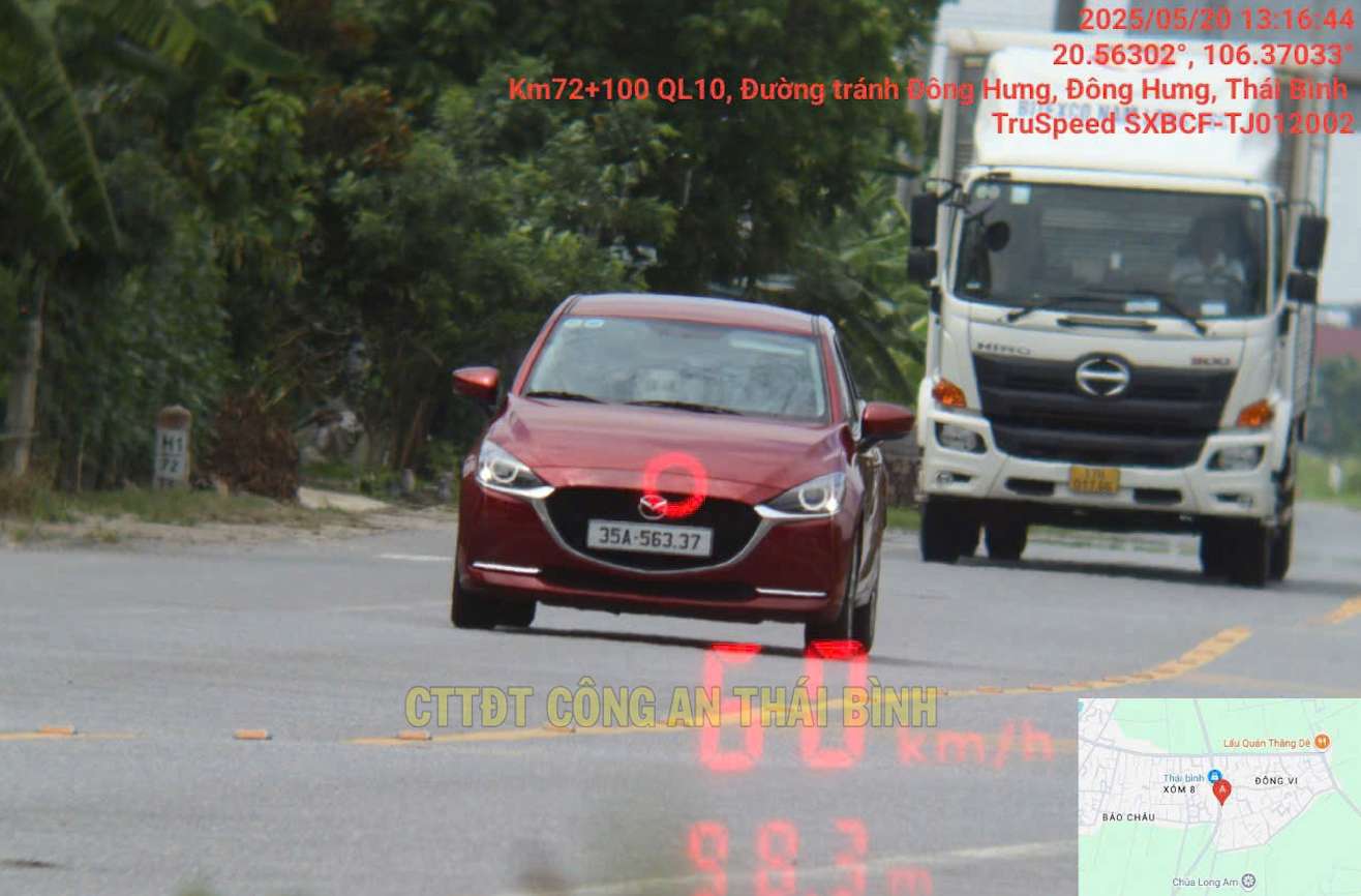 Imagenes de vehiculos que violan la velocidad mas alla de la velocidad. Foto: Thai Binh Police