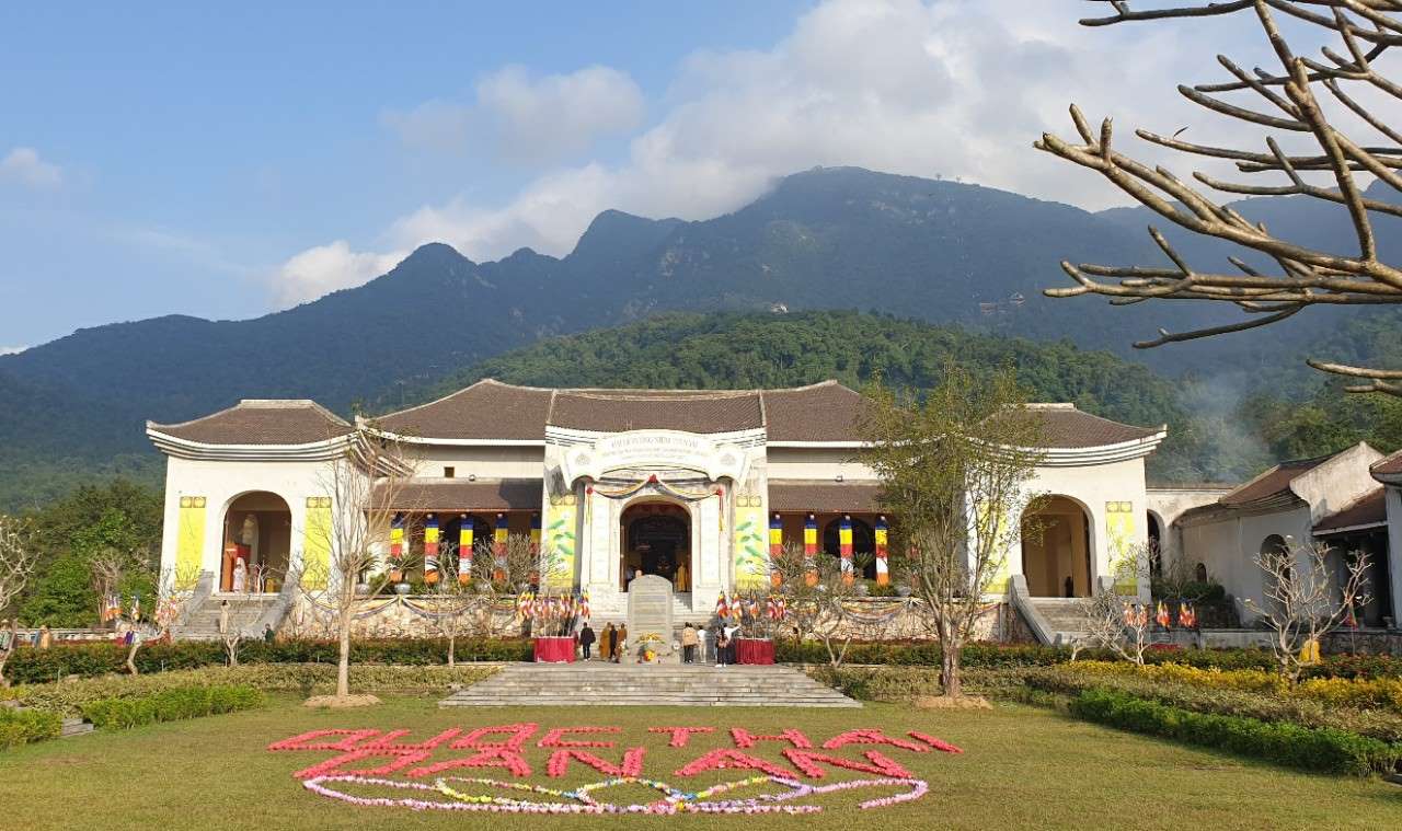 Cung Truc Lam Yen Tu. Anh: Nguyen Hung