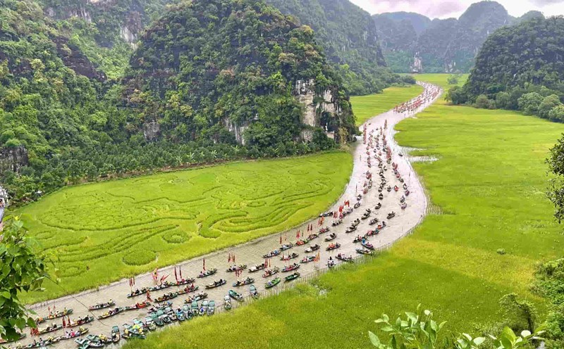 Ninh Binh Tourism Week 2025, taking place from 23 to 31, with the theme "Golden Colors of Tam Coc - Trang An". Photo: Nguyen Truong