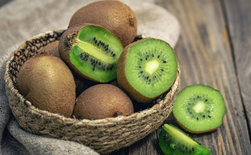 Benefits of regularly eating kiwi. Photo: Thuy Duong