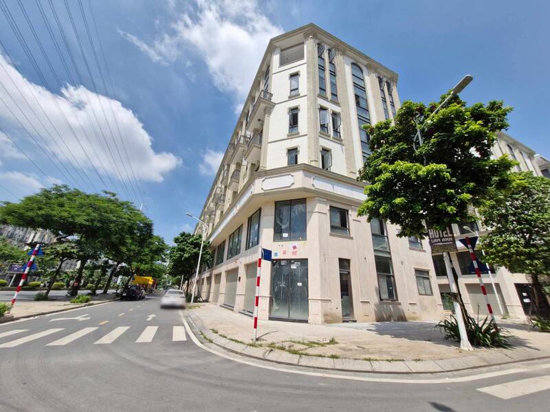 The price of townhouses and villas in Hanoi continued to increase by 5-10% in the last quarter. Photo: Thu Giang