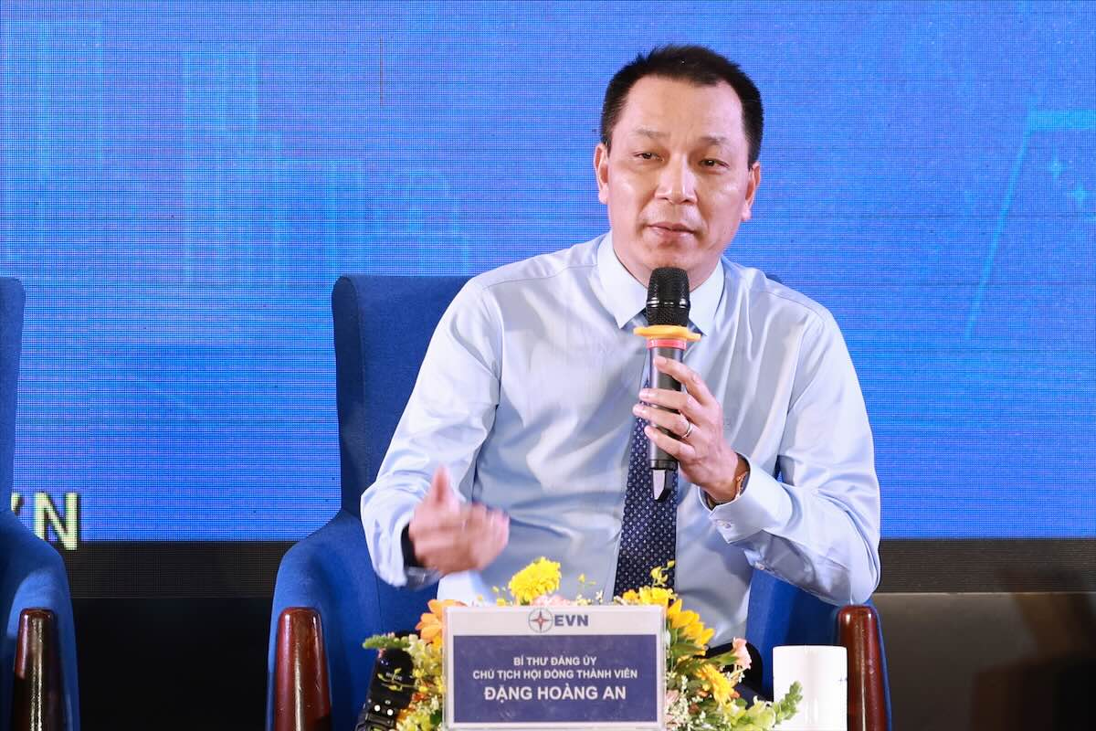 Ong Dang Hoang An – Bi thu Dang uy, Chu tich Hoi dong thanh vien EVN - tai Dien dan. Anh: Hai Nguyen