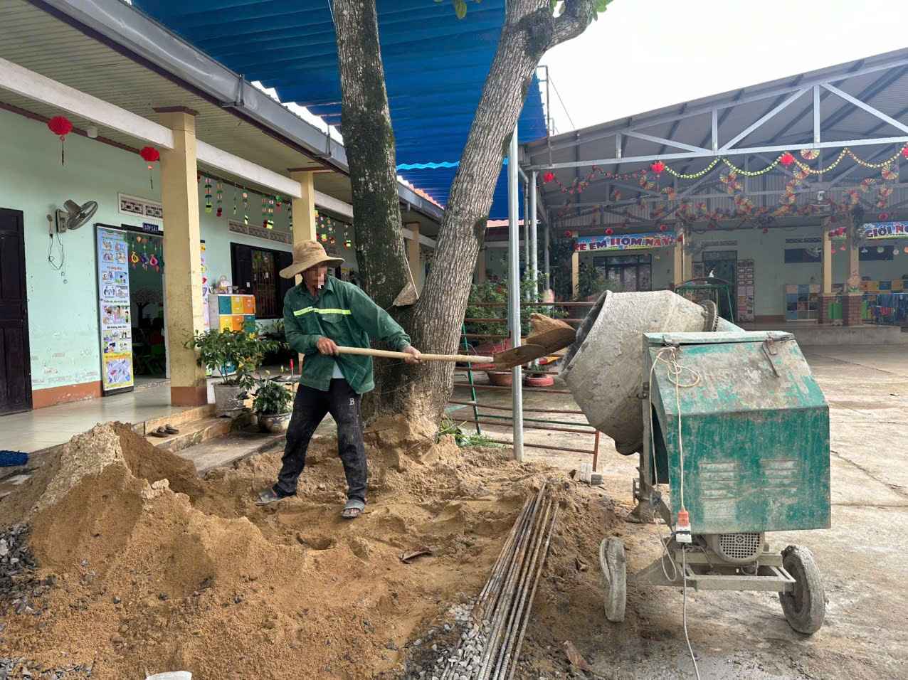 Nhieu truong hoc tren dia ban duoc quan tam dau tu nang cap. Anh: Bao Trung