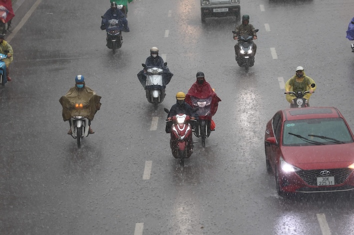 It is forecasted that in the next month, the North will have many showers and thunderstorms. Photo: Viet Anh