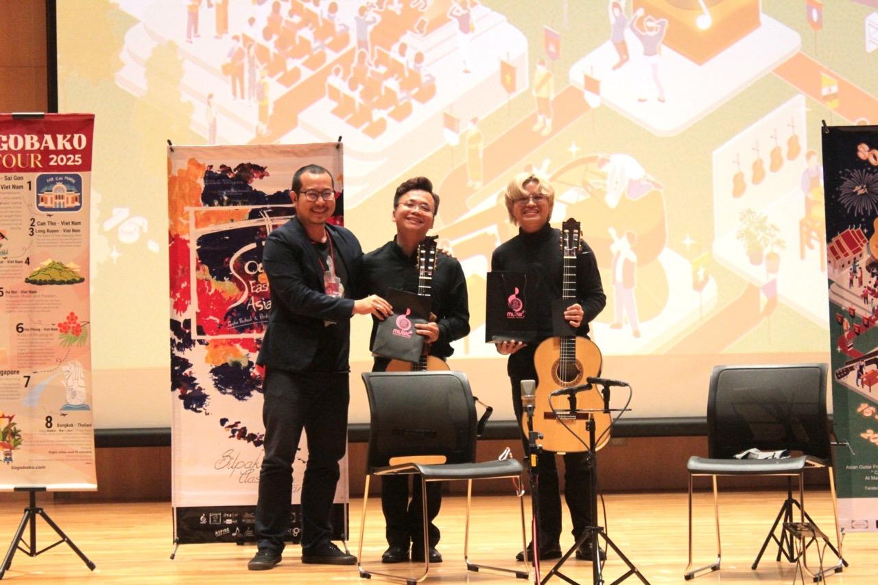 The two Vietnamese and Thai artists collaborated with each other. Photo: Provided by the artist.