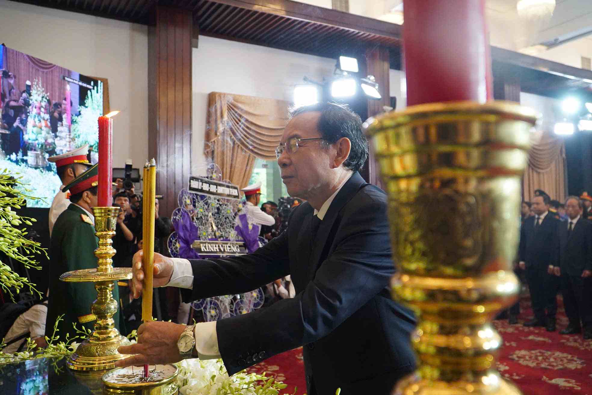 Anh: Anh Tu