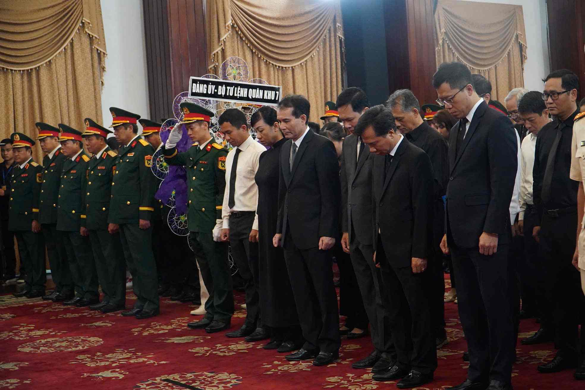 Doan Van phong Chinh phu vao vieng. Anh: Anh Tu
