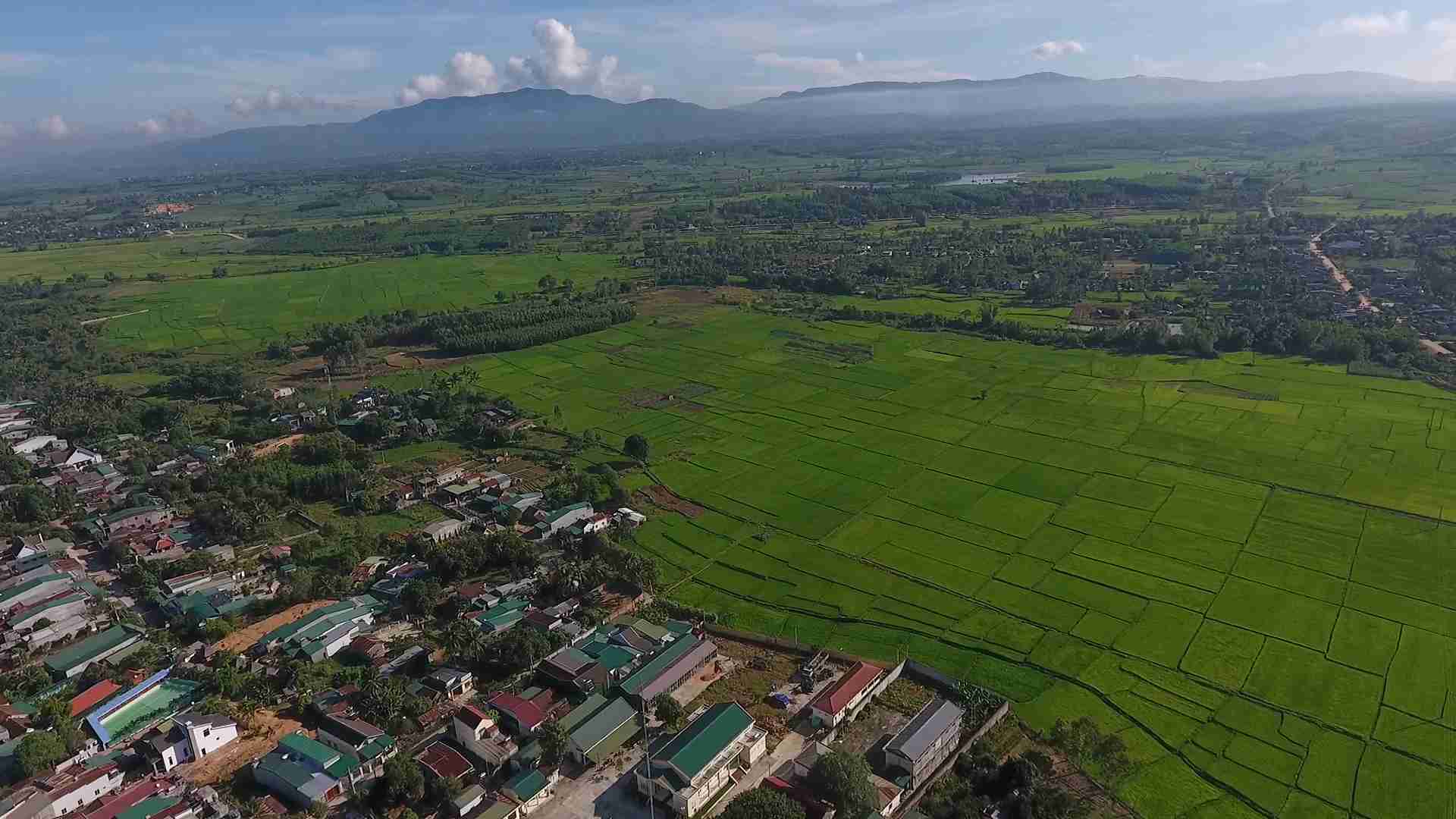 El distrito de M'Drak es una de las localidades dificiles de la provincia de Dak Lak, muchas areas de minorias etnicas. Foto: Phan Tuan