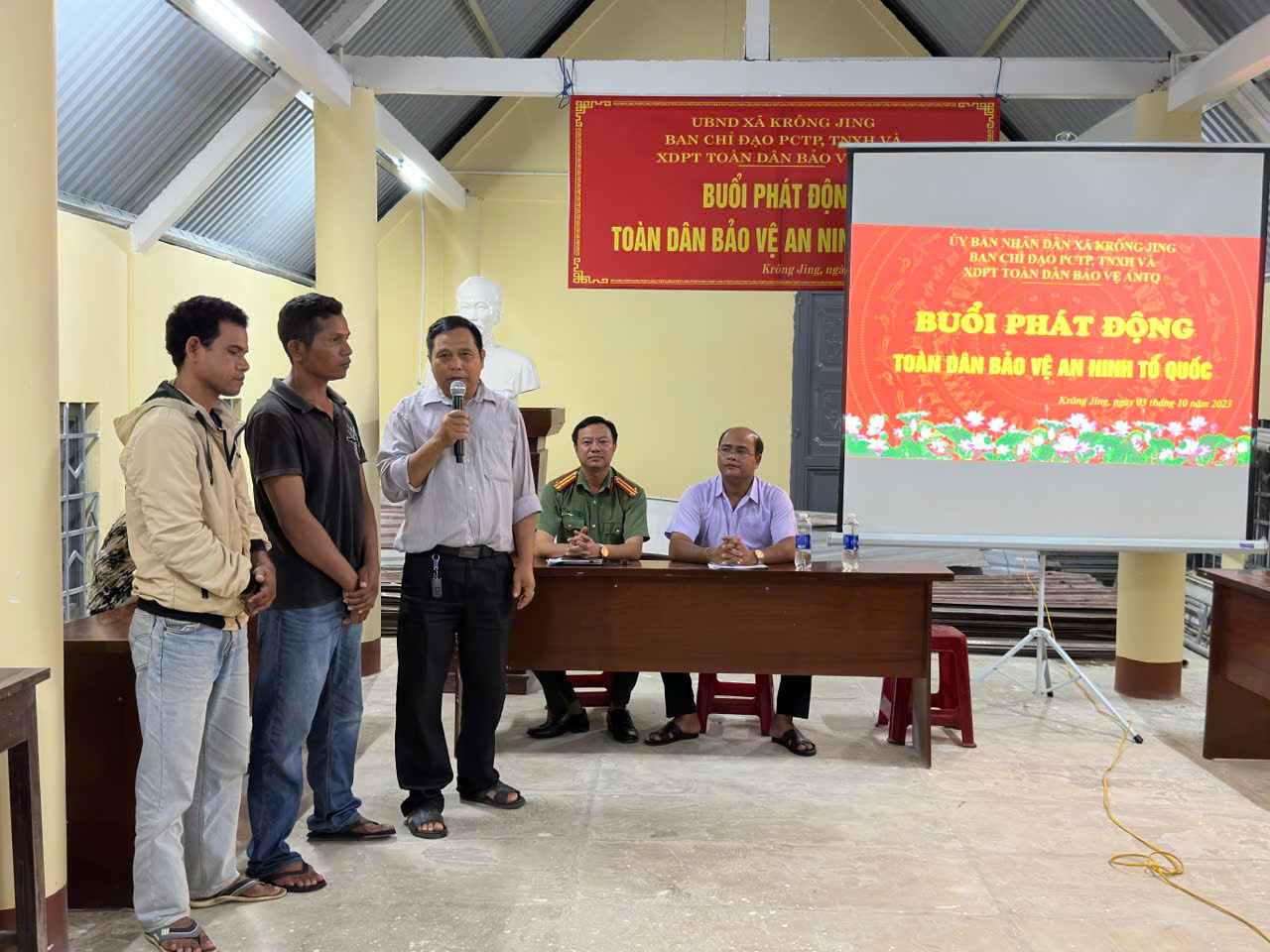 Người dân