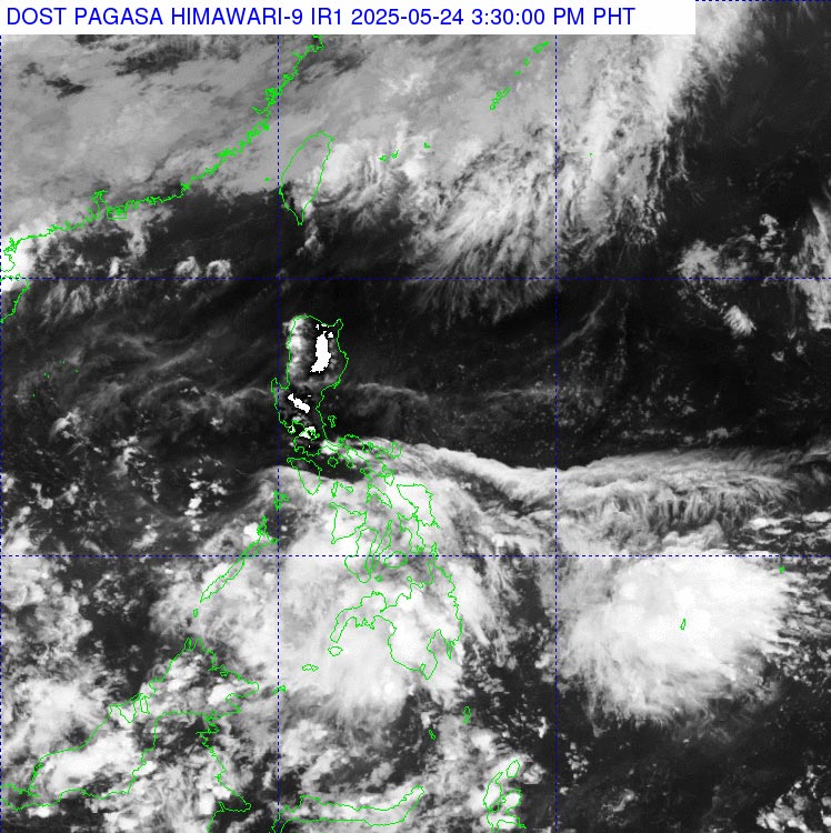 Khong co vung ap thap hay ap thap nhiet doi nao hoat dong gan Bien Dong. Anh ve tinh: PAGASA