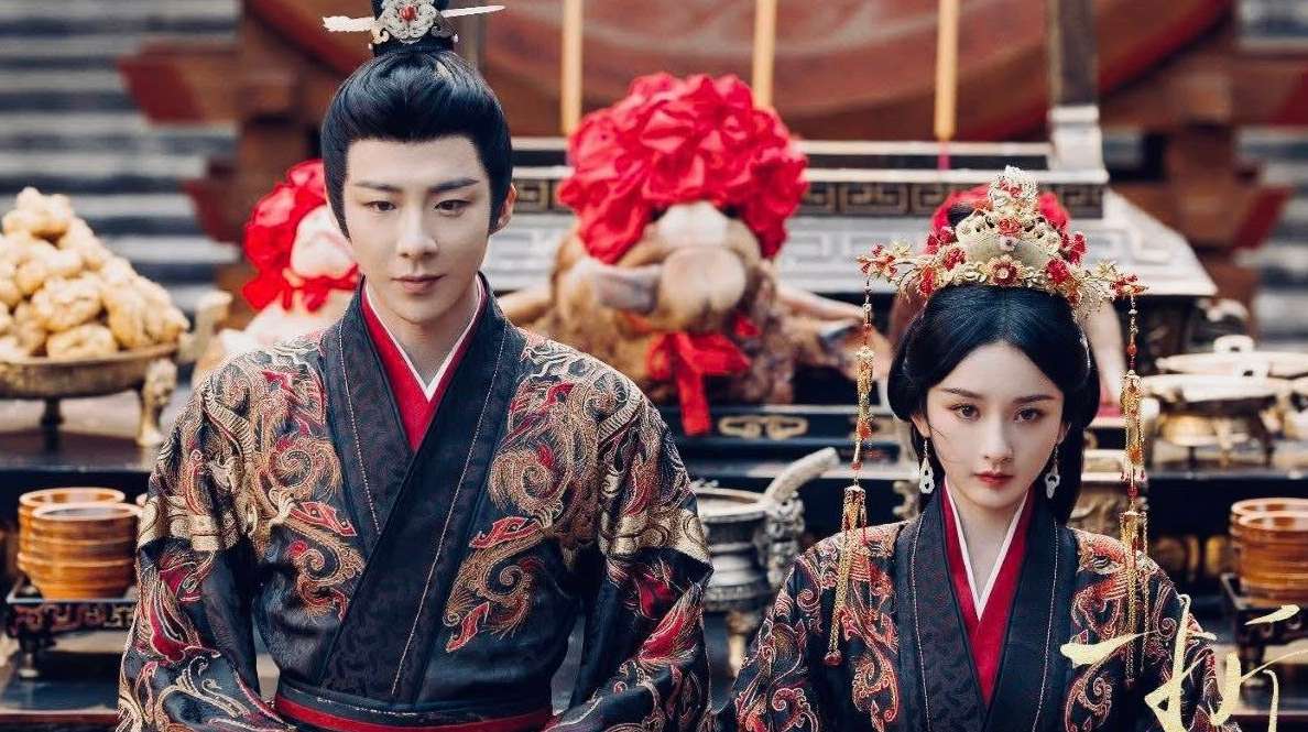 The cast of the movie Khom Dong. Photo: VieON.