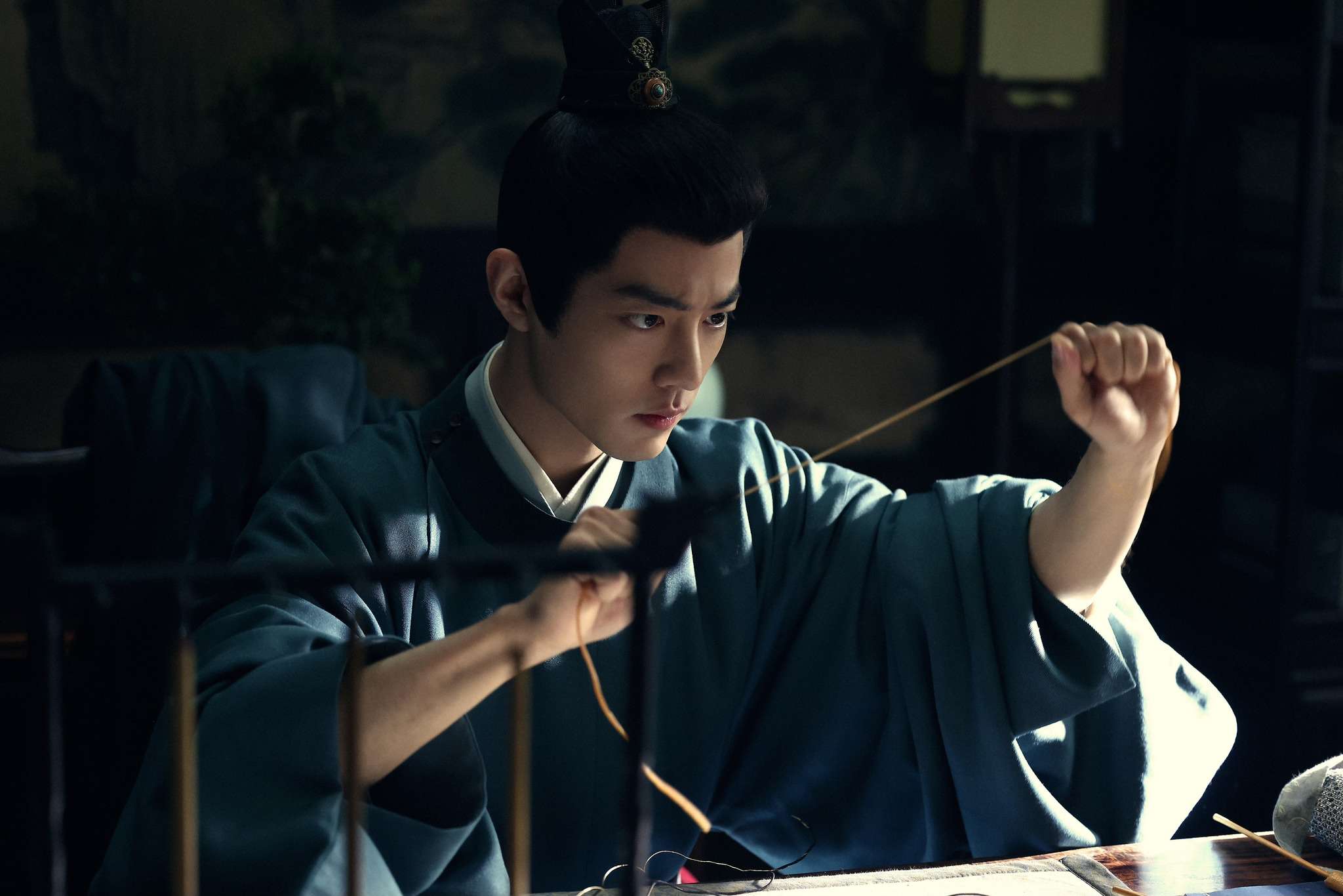 Xiao Zhan starred in the movie Tang Hai Truyen. Photo: VieON.