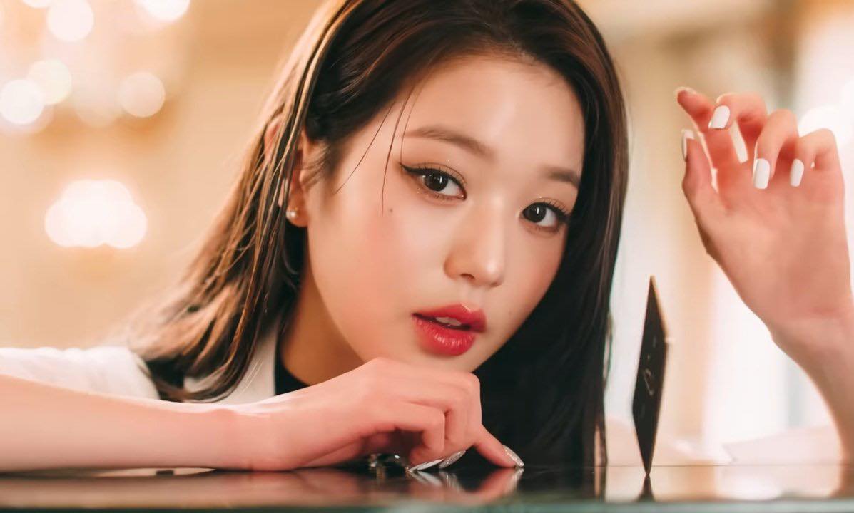 Idol singer Jang Won Young (IVE). Photo: MV I Am/StarShip Entertainment