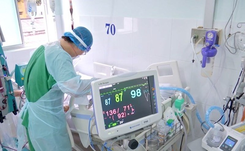 Not too worried, but COVID-19 is still an epidemic to watch out for. Photo: Nguyen Ly