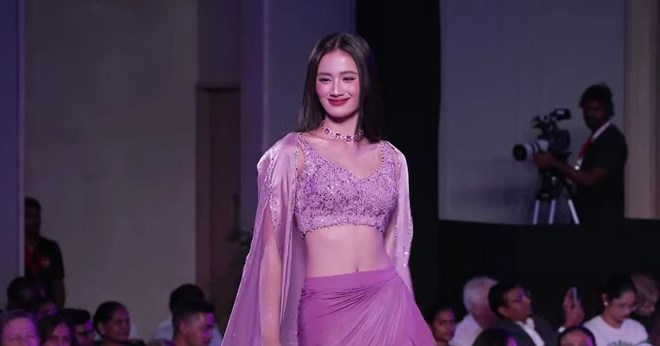 Hoa hau Y Nhi thi Top Model. Anh: Sen Vang