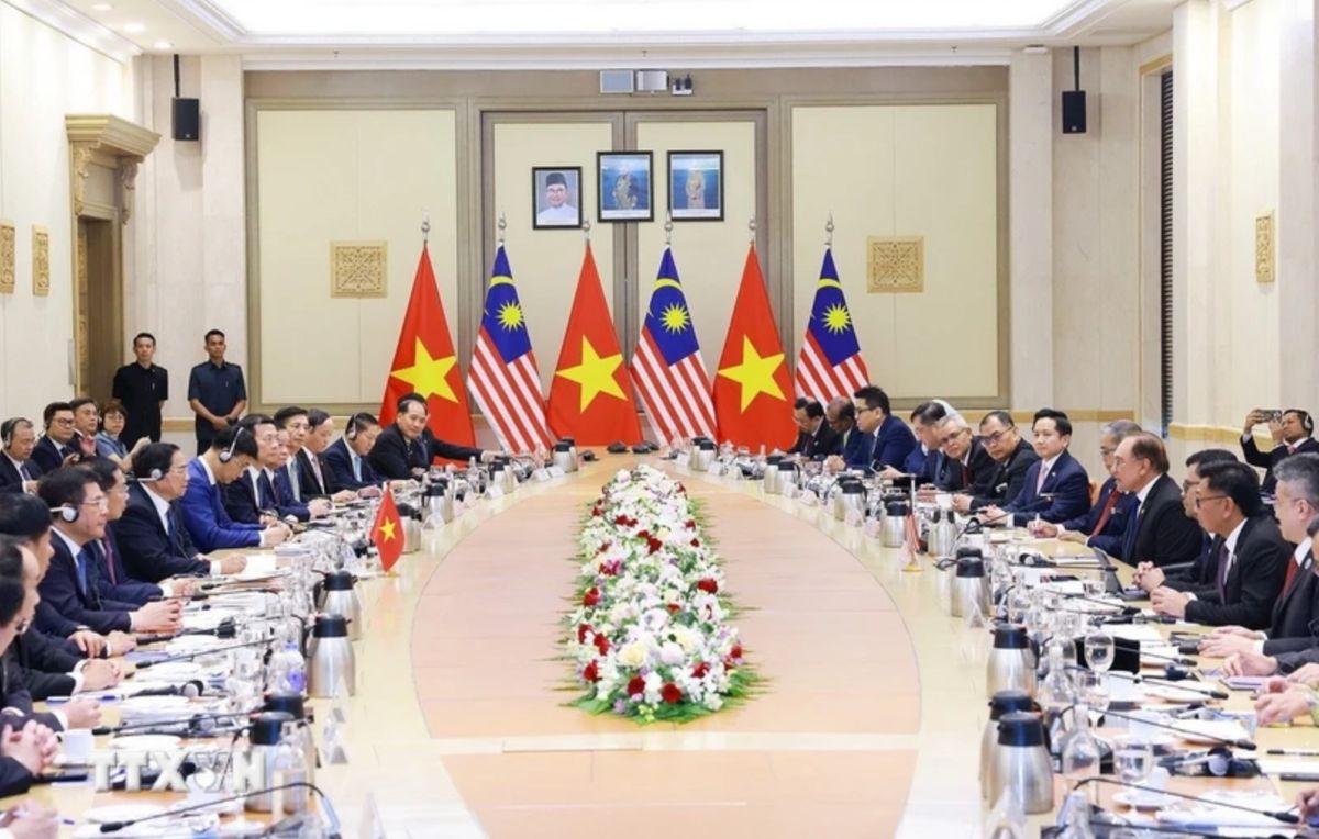 Thủ tướng Chính phủ Phạm Minh Chính hội đàm với Thủ tướng Malaysia Anwar Ibrahim. Ảnh: TTXVN