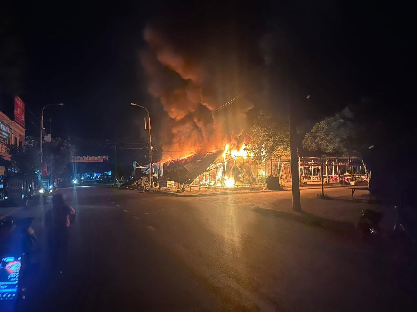 Un mercado de quioscos acaba de ocurrir en los mercados de Dong Khe y Cao Bang. Foto: Ma Kien.