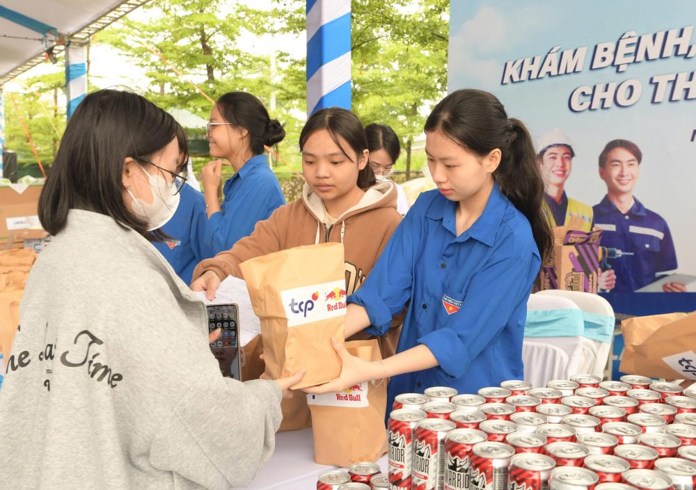 Ngay hoi “Thanh nien cong nhan – lam toa nang luong tich cuc” nam 2025 tai Nghe An. Anh: Lam Hai
