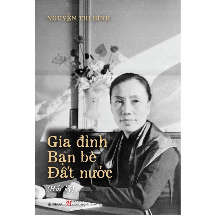 Hoi ky cua ba Nguyen Thi Binh co nhung dong viet day tran trong ve ong Dinh Khang - chong ba. Anh: Nha xuat ban