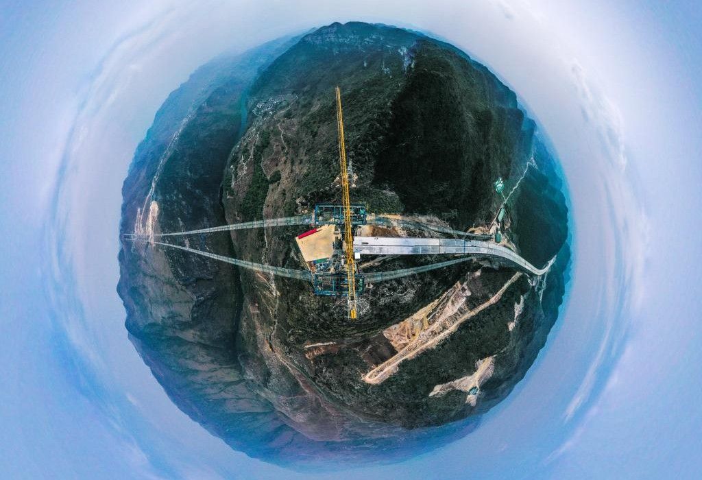 El paso elevado de Guizhou Gorge (China) en la foto el 27 de marzo de 2024. Foto: Xinhua