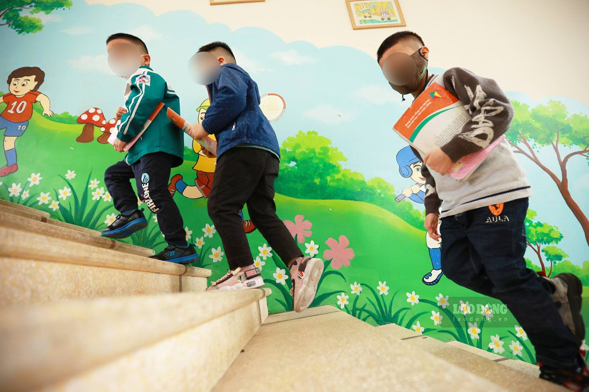 It is forecasted that if the sex ratio at birth remains the same as it is now, Vietnam will have a surplus of 1.5 million men aged 15-49 by 2039. Photo: Hai Nguyen