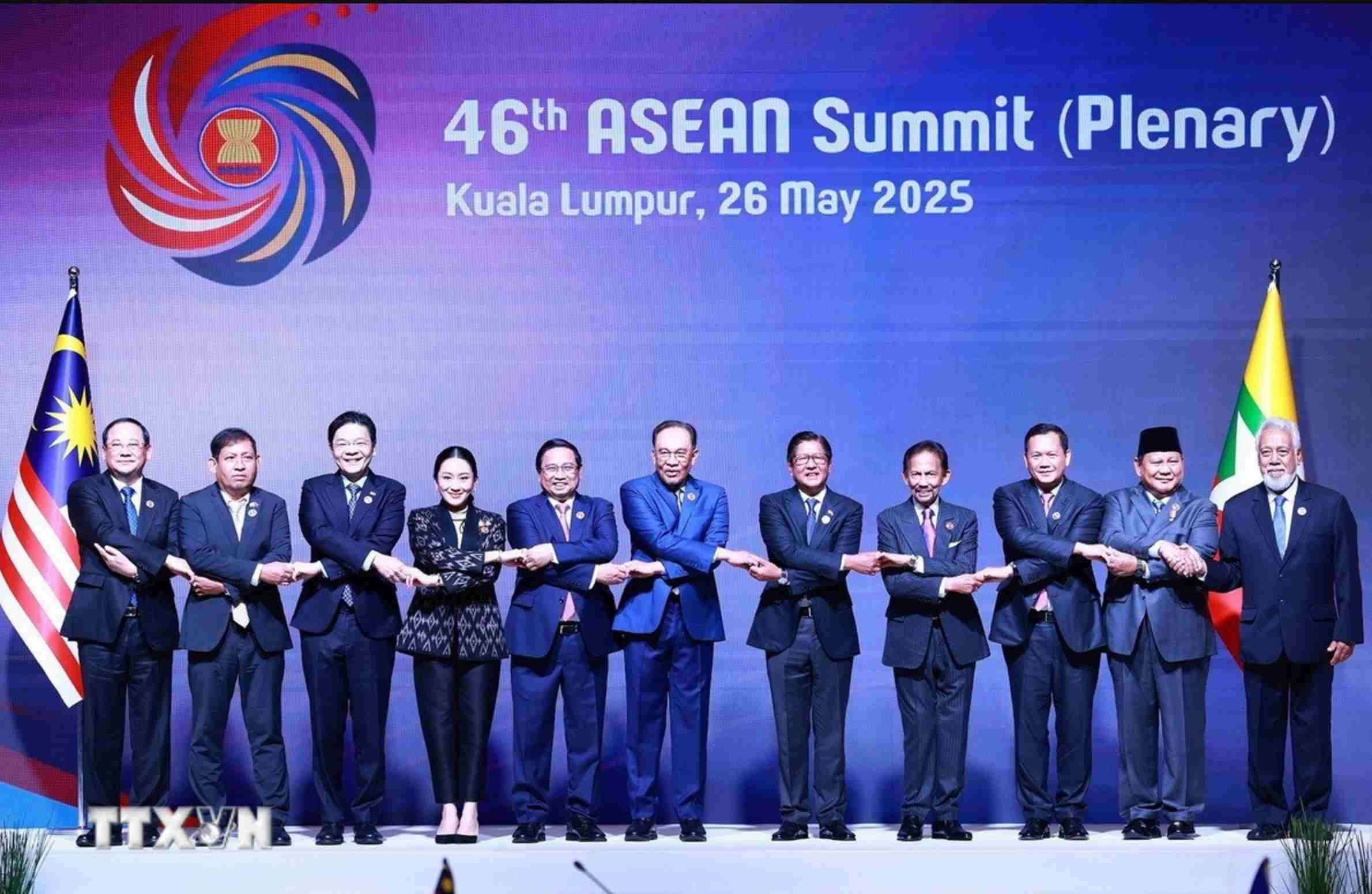 Miembro de Politburo, primer ministro Pham Minh Chinh y lideres de los paises de la ASEAN, Timor-Leste asistio a la 46ª Cumbre de la ASEAN. Foto: VNA