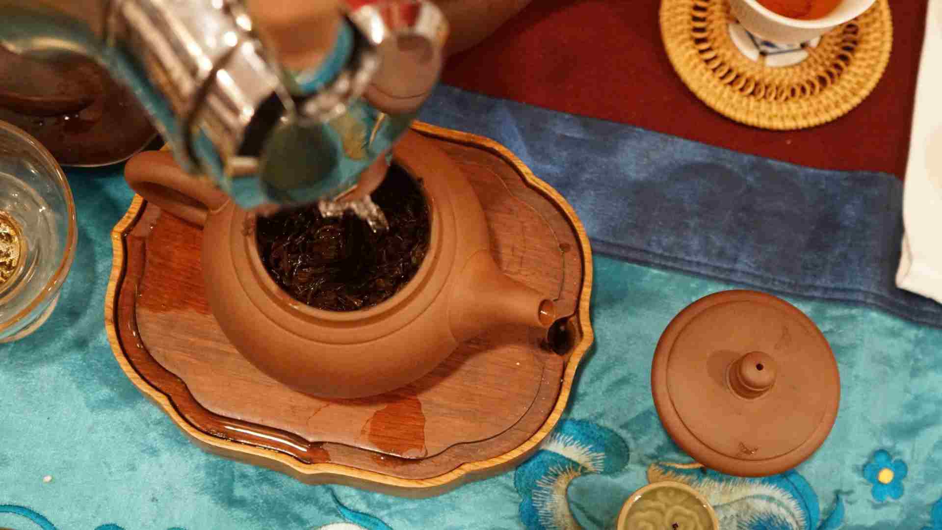 Drinking tea incorrectly will harm the liver. Photo: Thanh Thanh