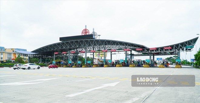 Over 6 million vehicles have ETC cards. Photo: Hai Danh