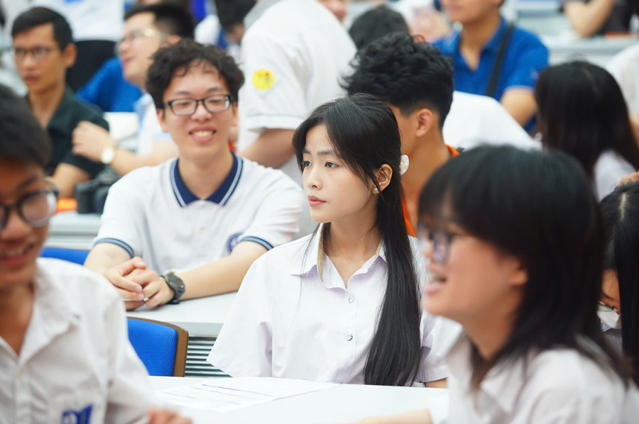 Candidates should understand themselves first and choose a career later. Photo: Duong Trieu