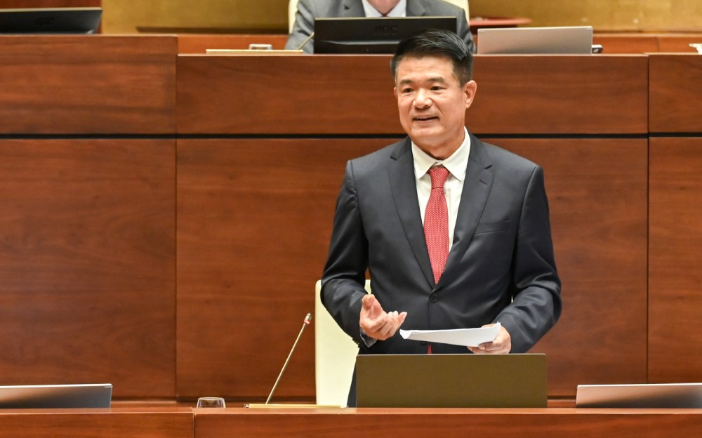 Director of the Supreme People's Procuracy Nguyen Huy Tien said that each commune after the merger will have 6-10 investigators out of a total of 30-60 commune police depending on the area. Photo: Pham Dong