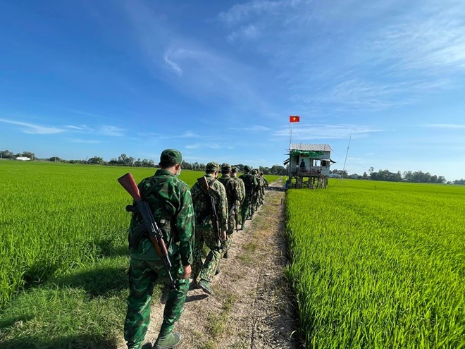 The subjects eligible for the Glorious Soldier Medal are stipulated in the Law on Emulation and Commendation. Photo: Huong Nha