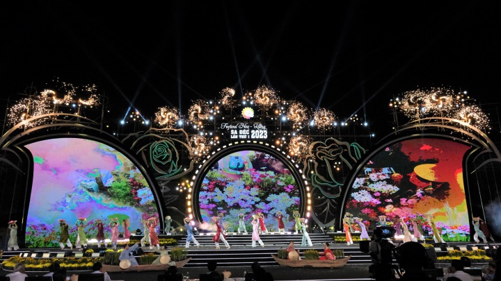 Le khai mac Festival Hoa - Kieng Sa Dec lan thu nhat dien ra vao toi 30.12.2023. Anh: Phong Linh