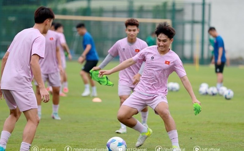 U16 Vietnam prepares to participate in the 2025 U16 International Tournament. Photo: VFF