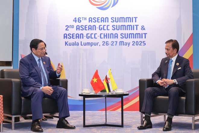 Thủ tướng đề nghị Brunei mở rộng hợp tác dầu khí, thủy sản