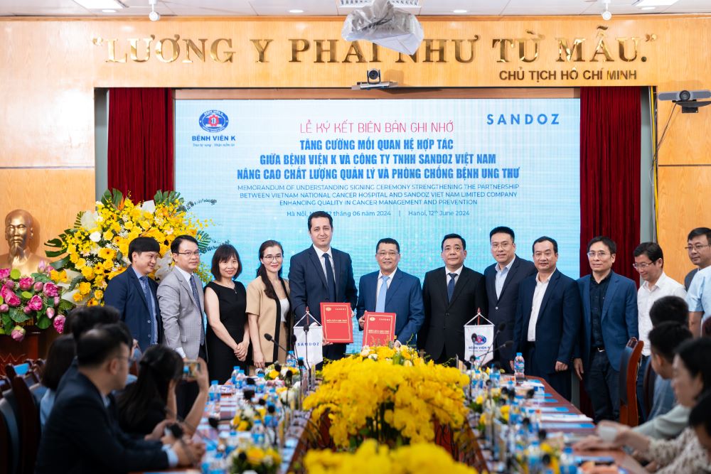 The signing ceremony of the memorandum of understanding between Sandoz and Hospital K in June 2024. Photo: Provided by the enterprise