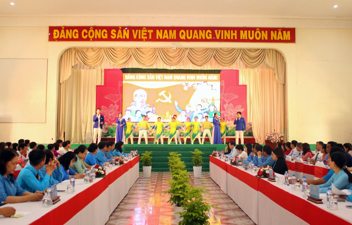 Quang cảnh Hội nghị Tổng kết phong trào thi đua lao động giỏi, lao động sáng tạo giai đoạn 2020-2025 và phát động thi đua lao động giỏi, lao động sáng tạo giai đoạn 2025-2030. Ảnh: Lâm Điền