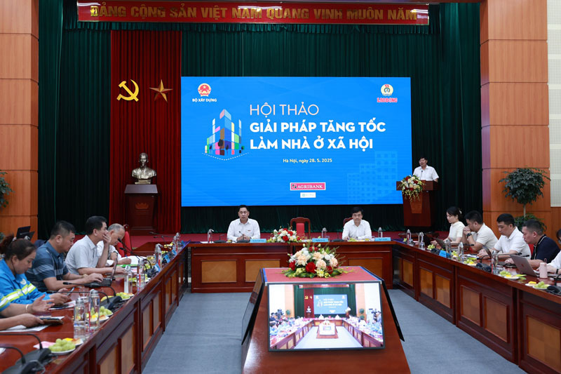 Hoi thao “Giai phap tang toc lam nha o xa hoi“. Anh: Hai Nguyen