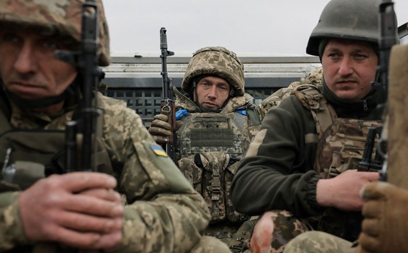 Ukrainian soldiers on the front line. Photo: AFP