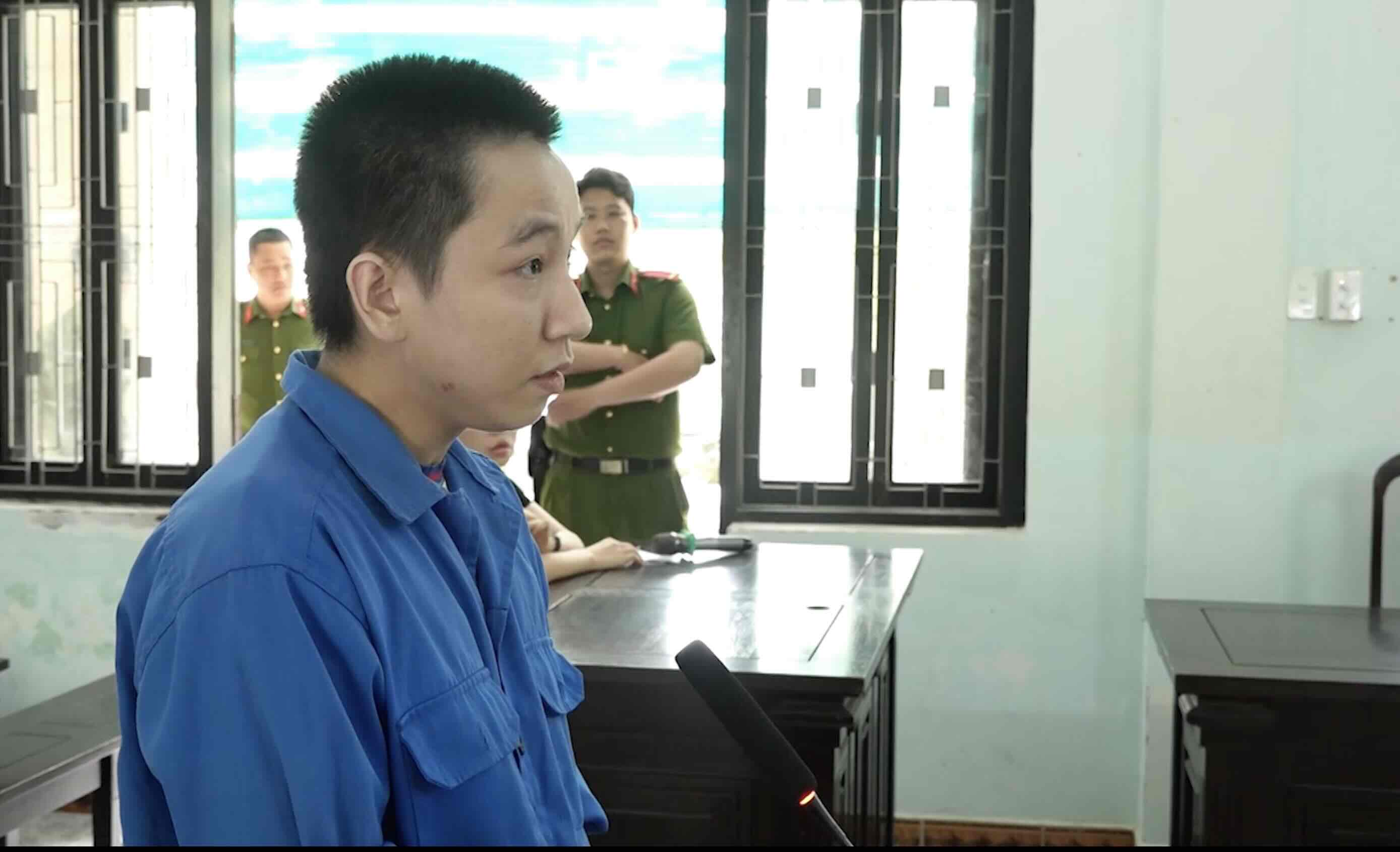 Los hombres jovenes recibieron 15 años de prision por recibir el paquete de drogas que contienen drogas.