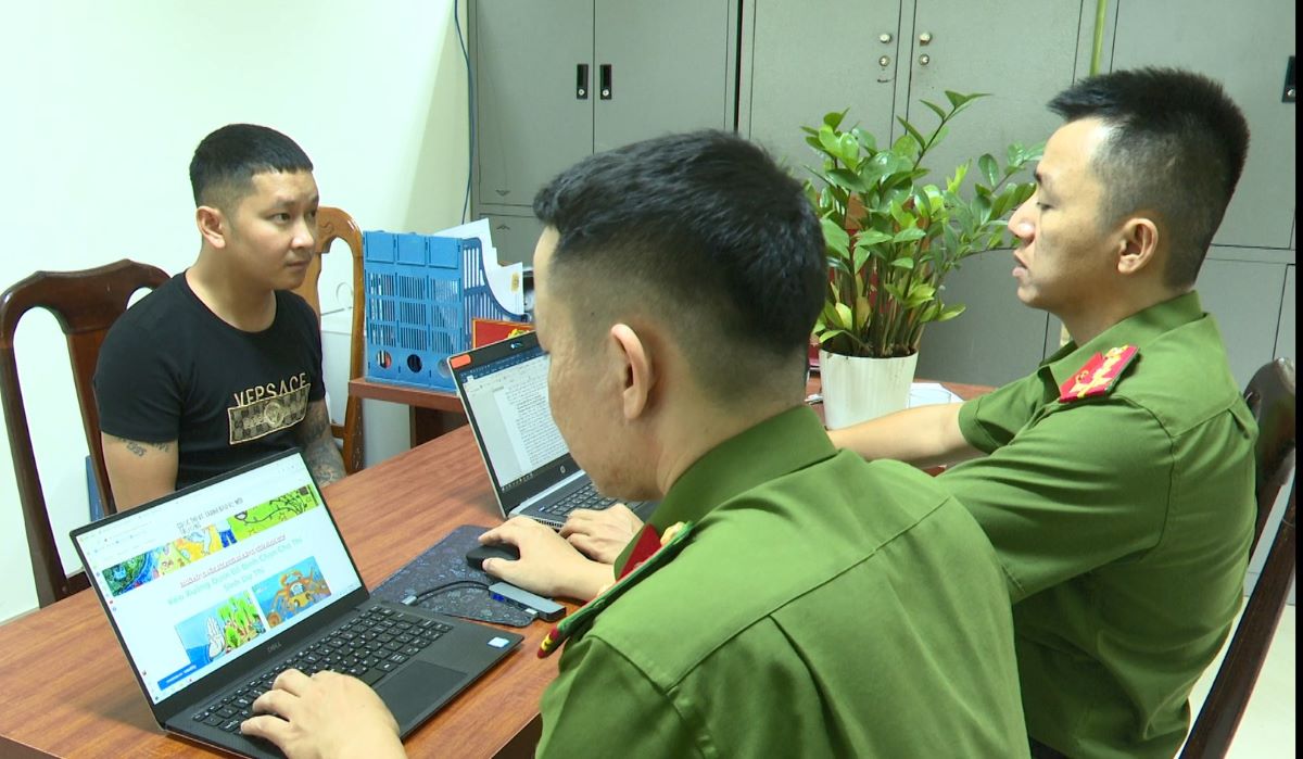 Uno de los tres sujetos fue detenido temporalmente por la policia de Quang Tri. Foto: Policia Provincial de Quang Tri